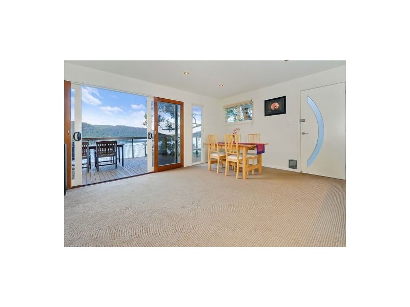 14 Milloo Pde, Brooklyn NSW 2083