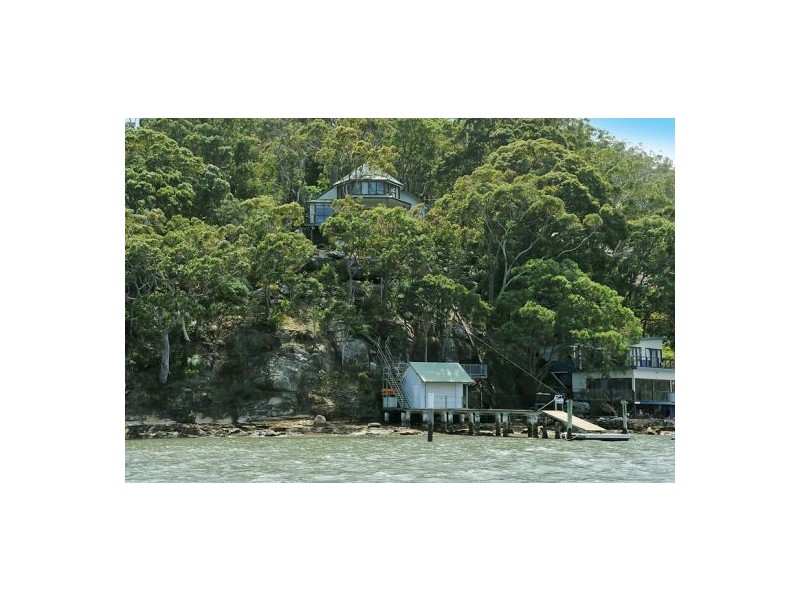 126 Riverview Ave, Dangar Island NSW 2083