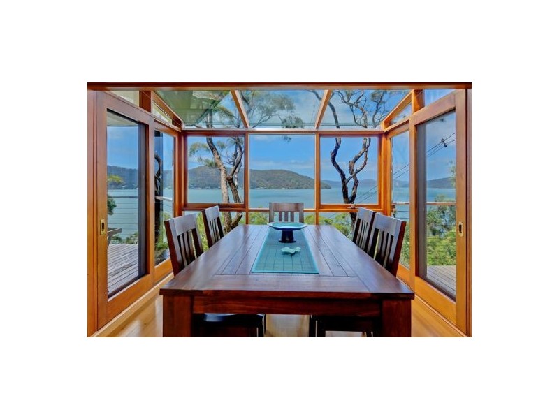 126 Riverview Ave, Dangar Island NSW 2083