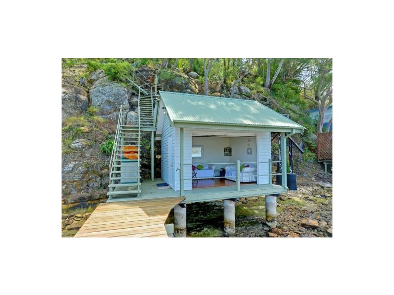 126 Riverview Ave, Dangar Island NSW 2083