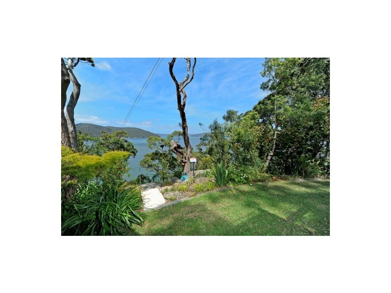 126 Riverview Ave, Dangar Island NSW 2083