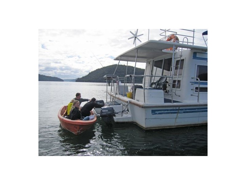 1 Kangaroo Point, Brooklyn NSW 2083