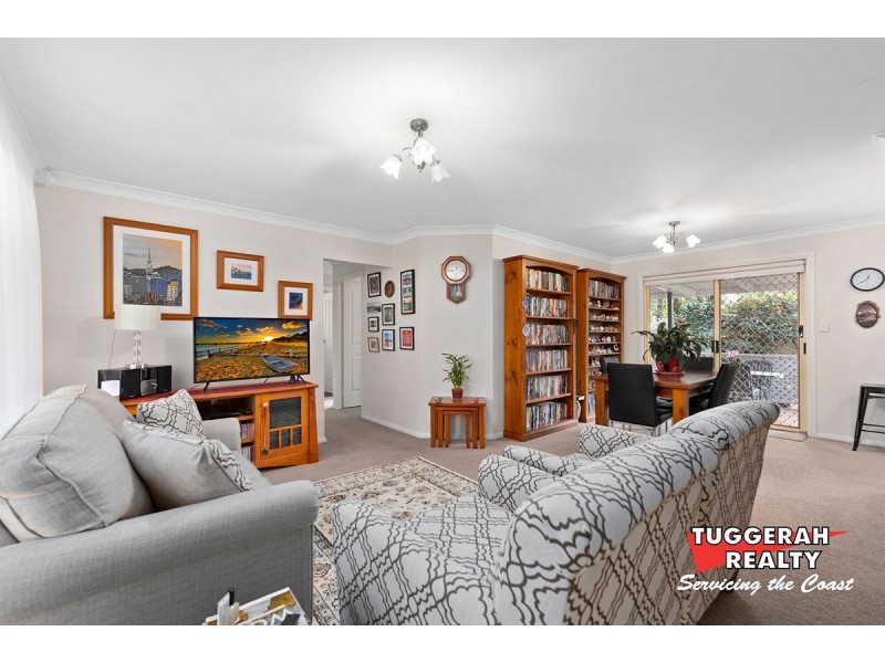 8/4 gavenlock Road, Tuggerah NSW 2259