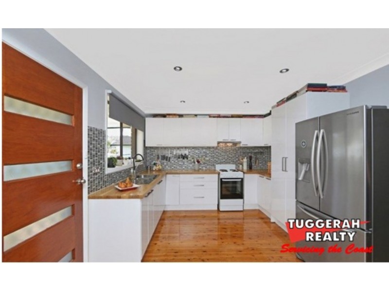 8 Rockleigh Street, Wyong NSW 2259