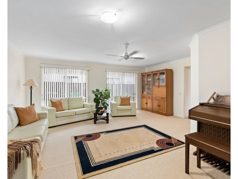 6 David Mews, Mardi NSW 2259