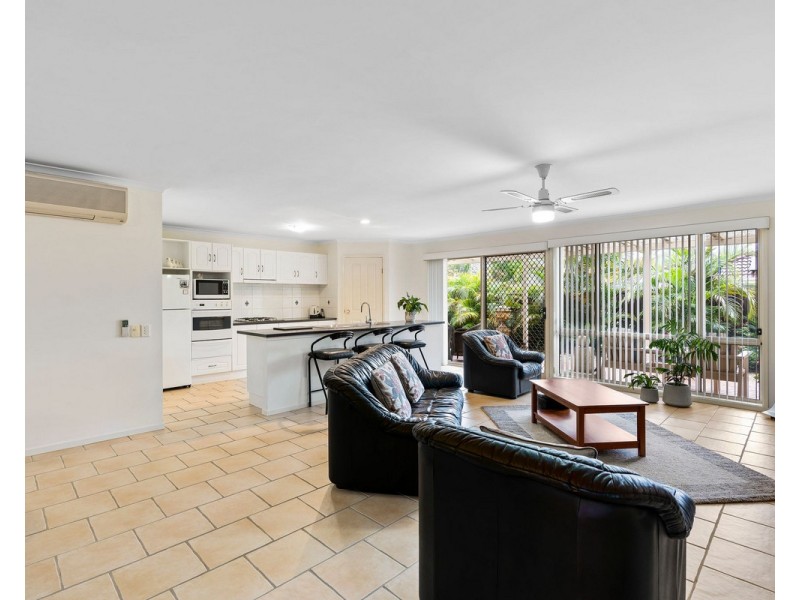 6 David Mews, Mardi NSW 2259
