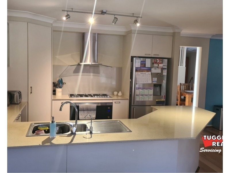 18 Narrabeen Close, Mardi NSW 2259