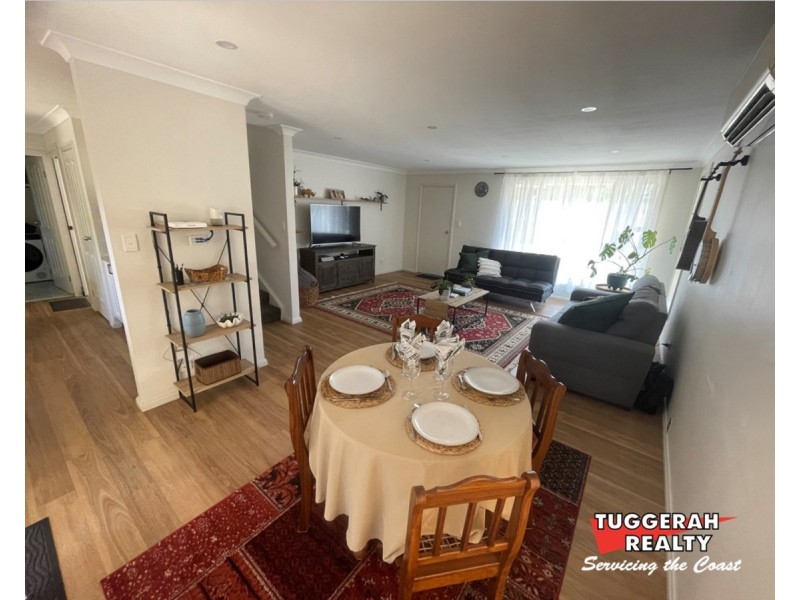 6/4 Gavenlock Road, Tuggerah NSW 2259