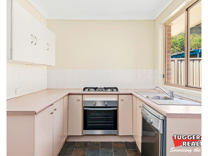 11 Windsong Place, Tuggerah NSW 2259