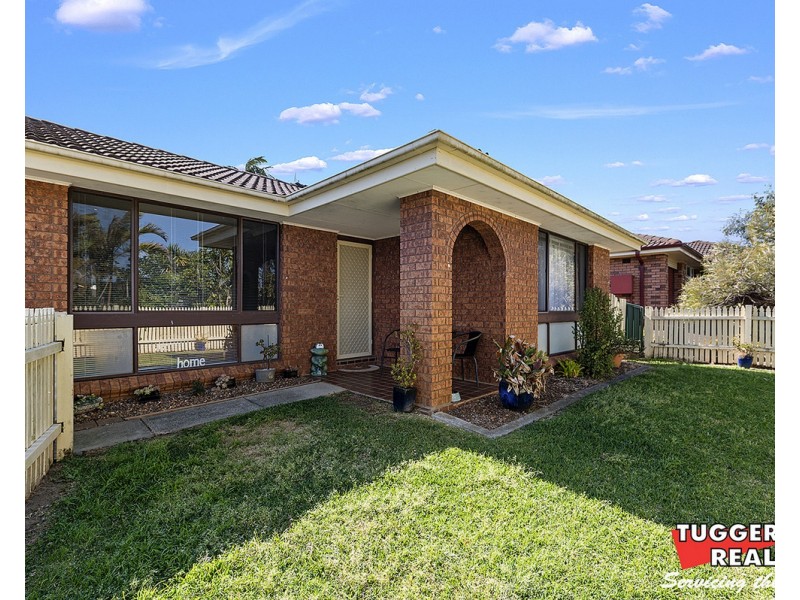 21 Pendant Parade, Killarney Vale NSW 2261