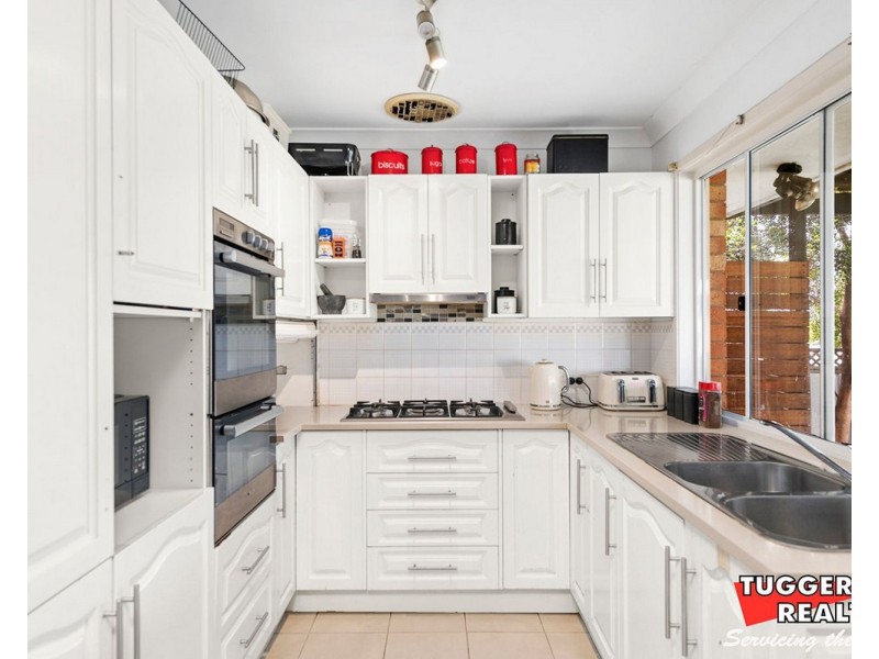 17 Brittania Drive, Watanobbi NSW 2259