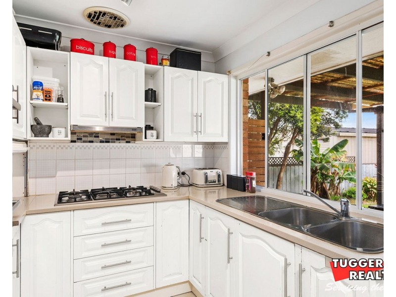 17 Brittania Drive, Watanobbi NSW 2259