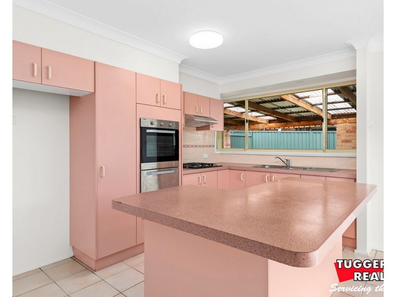 61 Brittania Drive, Watanobbi NSW 2259