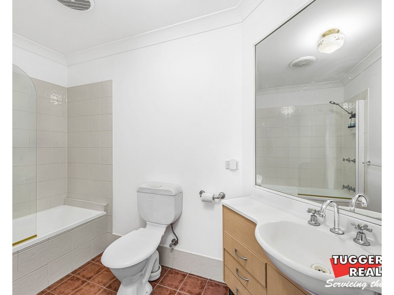 4 Charles Street, Ourimbah NSW 2258