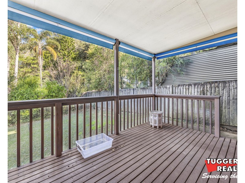 4 Charles Street, Ourimbah NSW 2258