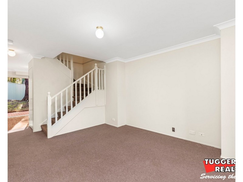 2/49 Tonkiss Street, Tuggerah NSW 2259