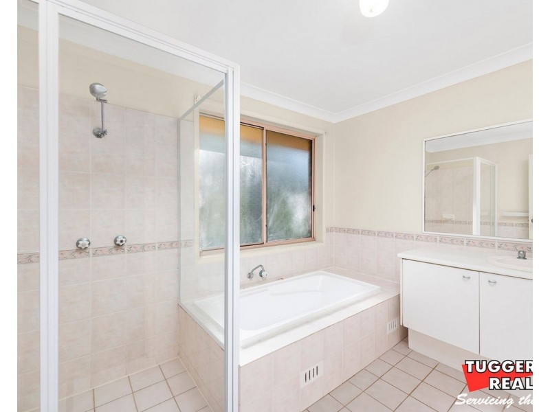 2/49 Tonkiss Street, Tuggerah NSW 2259