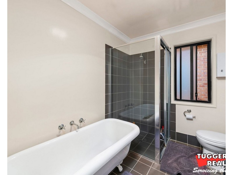 2/26 Hope Street, Wyong NSW 2259