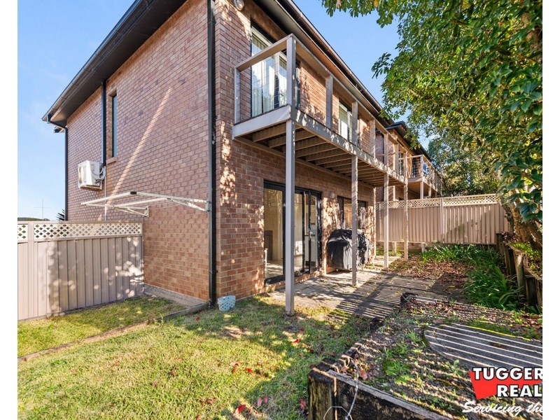 2/26 Hope Street, Wyong NSW 2259