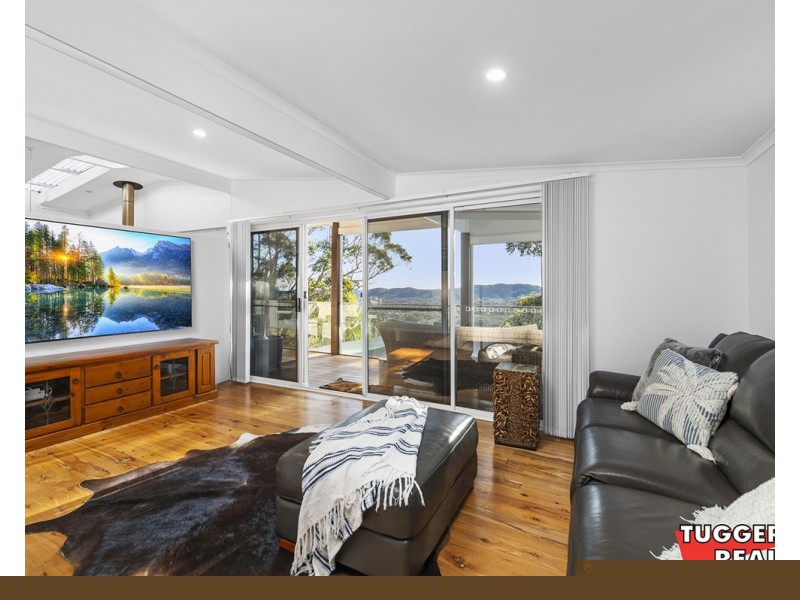 45 Kipling Drive, Bateau Bay NSW 2261