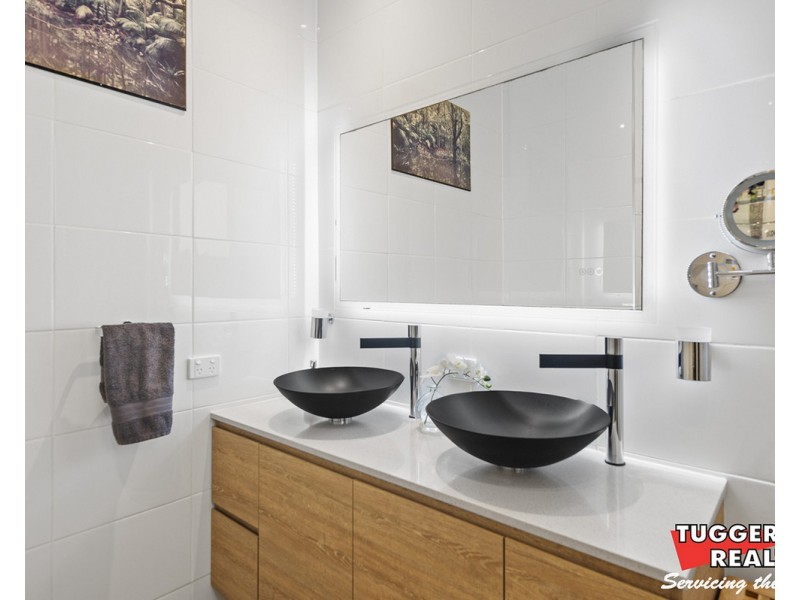 45 Kipling Drive, Bateau Bay NSW 2261
