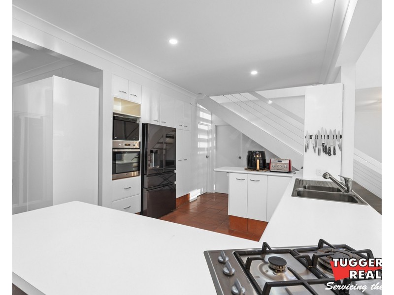 45 Kipling Drive, Bateau Bay NSW 2261