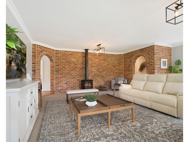 14 Birrerik Road, Wamberal NSW 2260