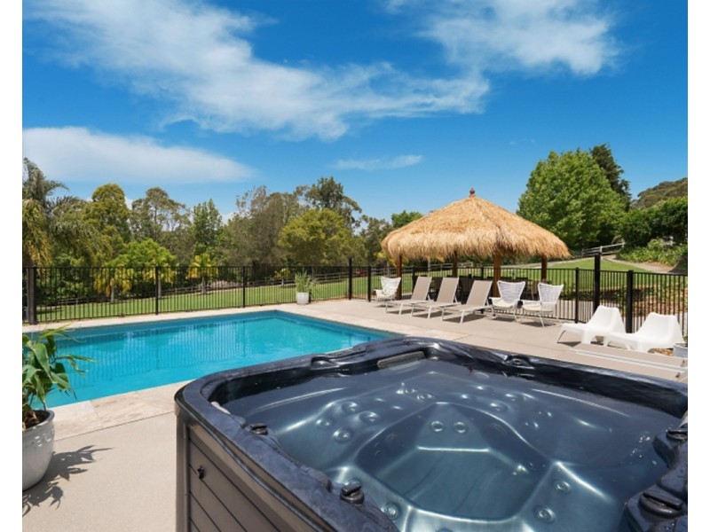 14 Birrerik Road, Wamberal NSW 2260