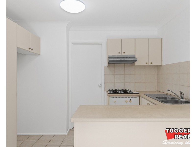2/54 Tonkiss Street, Tuggerah NSW 2259
