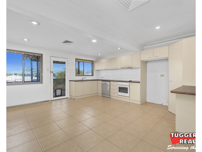 28 South Street, Killarney Vale NSW 2261