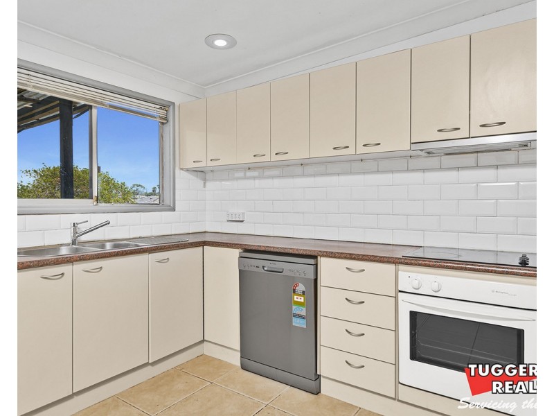 28 South Street, Killarney Vale NSW 2261