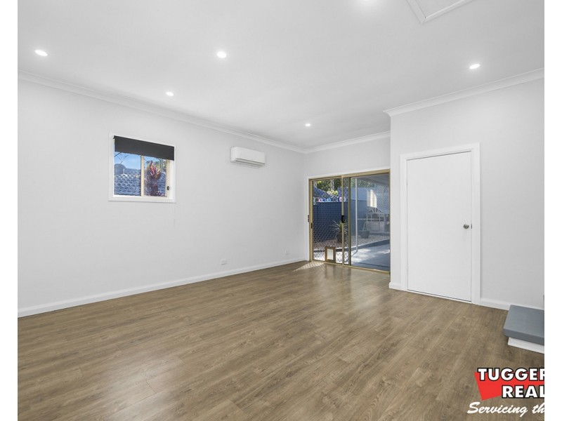 1 Indica Close, Tuggerah NSW 2259