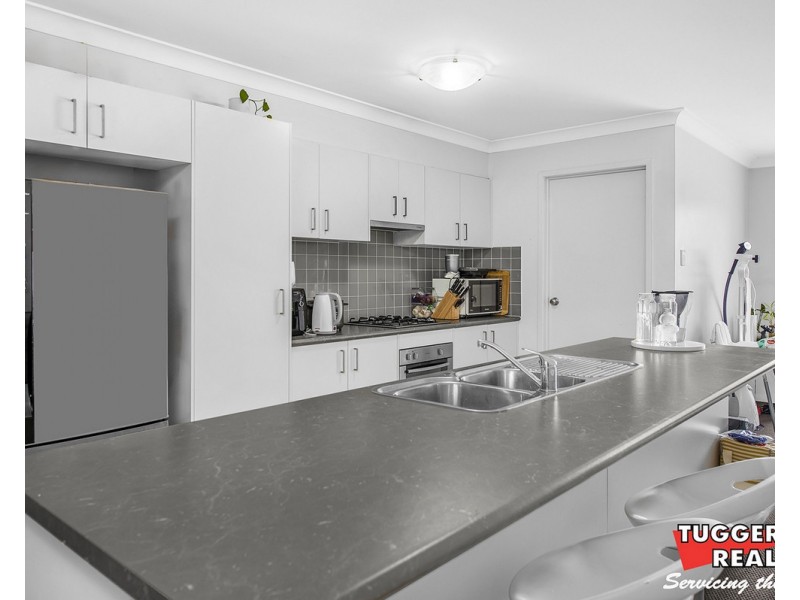 26/1A Woodbury Park Drive, Mardi NSW 2259