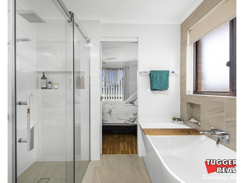 48 Gregory Street, Berkeley Vale NSW 2261