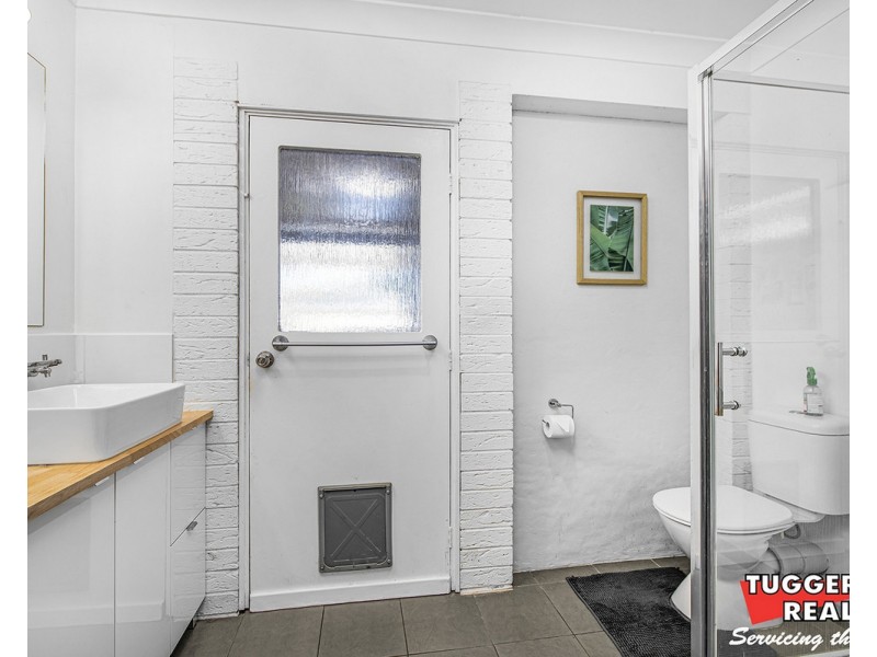 48 Gregory Street, Berkeley Vale NSW 2261