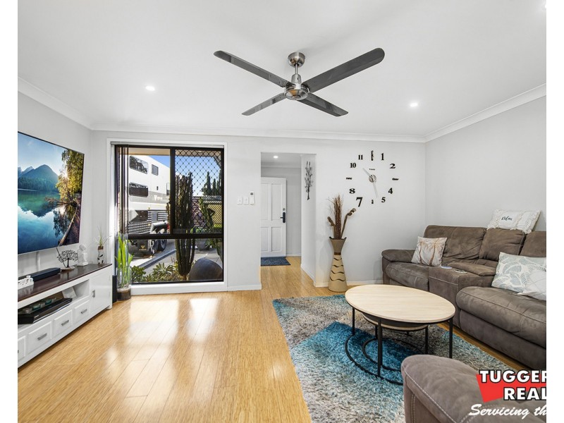 48 Gregory Street, Berkeley Vale NSW 2261