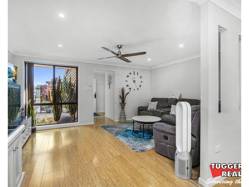 48 Gregory Street, Berkeley Vale NSW 2261