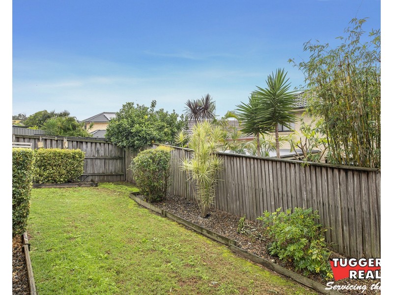 4/8 The Ridge, Wadalba NSW 2259