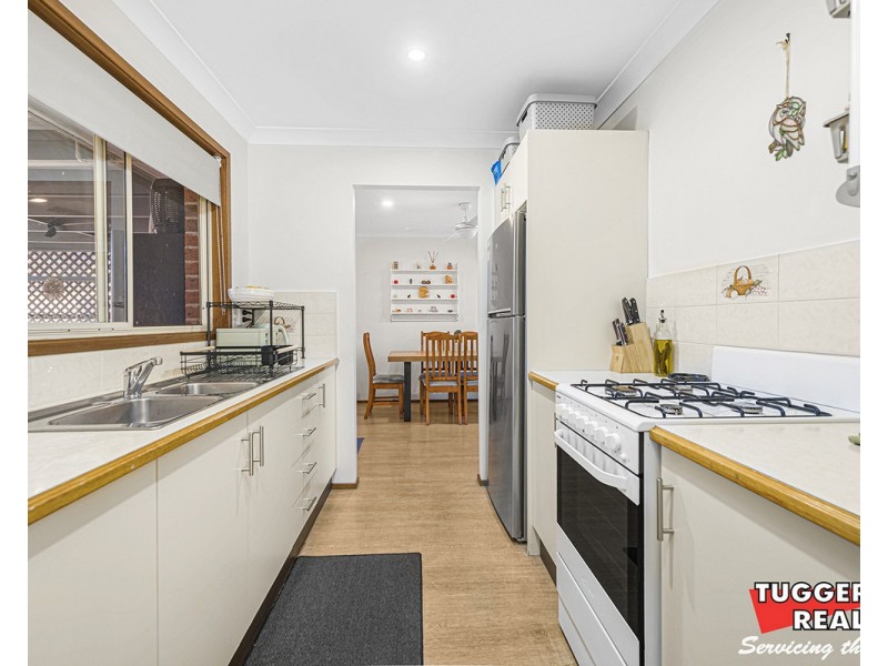 8 Green Close, Mardi NSW 2259