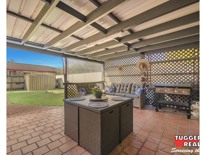 8 Green Close, Mardi NSW 2259