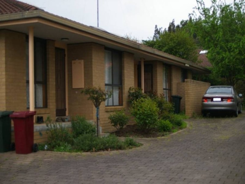 2/319 Gray Street, Hamilton VIC 3300