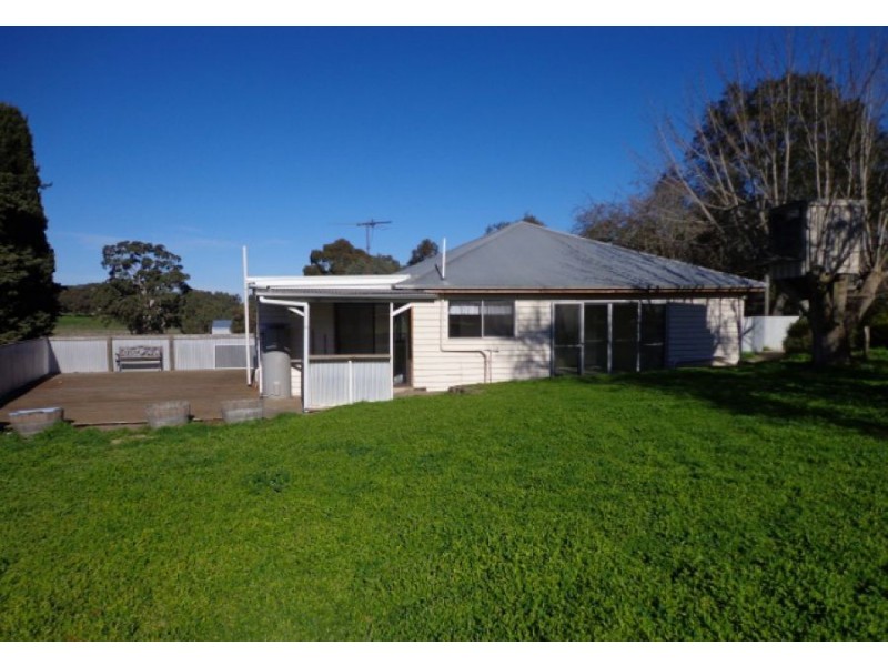112 Lewis Street, Hamilton VIC 3300
