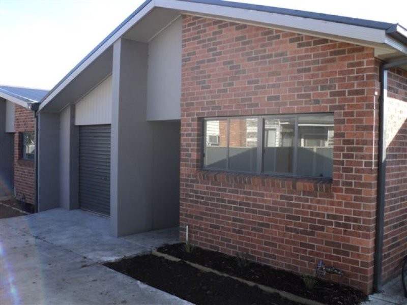 1/81 George Street, Hamilton VIC 3300