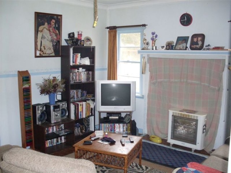 28 Station Street, Glenthompson VIC 3293