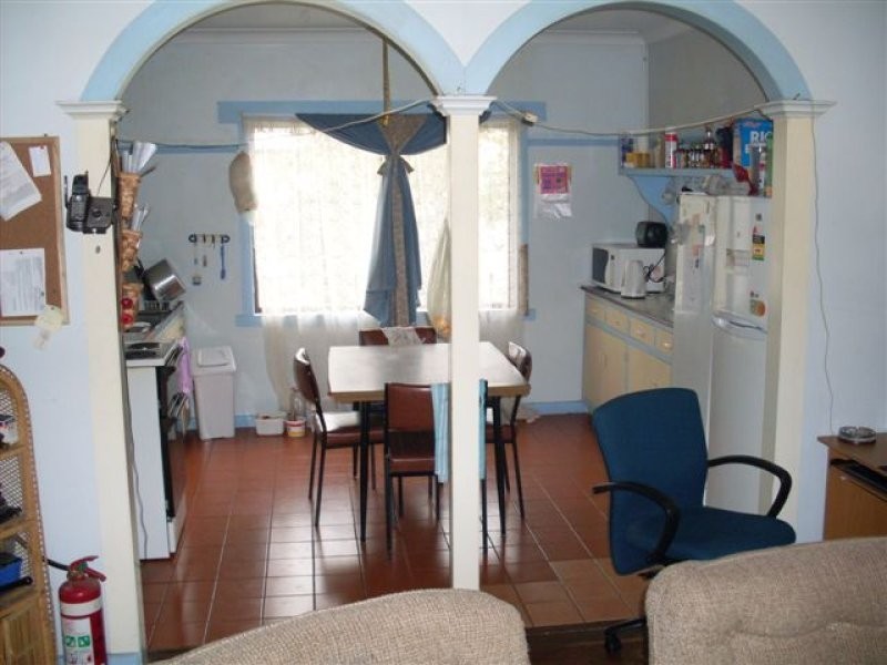 28 Station Street, Glenthompson VIC 3293