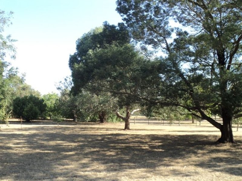 235-241 Hensley Park Road, Hamilton VIC 3300