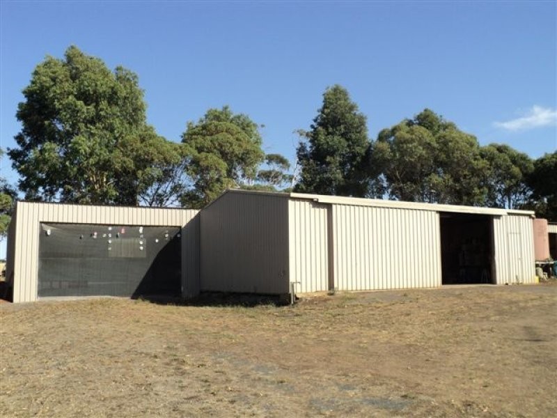 235-241 Hensley Park Road, Hamilton VIC 3300