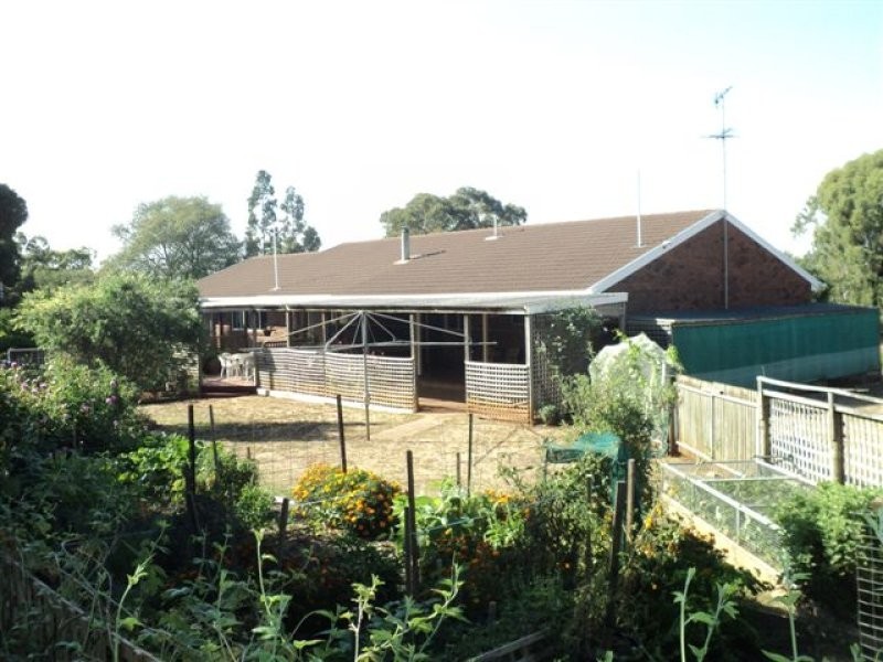 235-241 Hensley Park Road, Hamilton VIC 3300