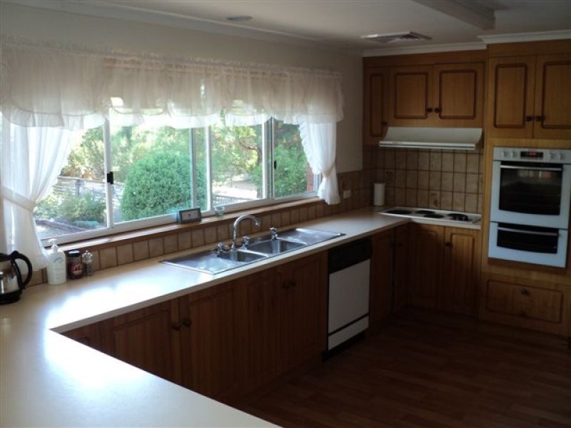 235-241 Hensley Park Road, Hamilton VIC 3300