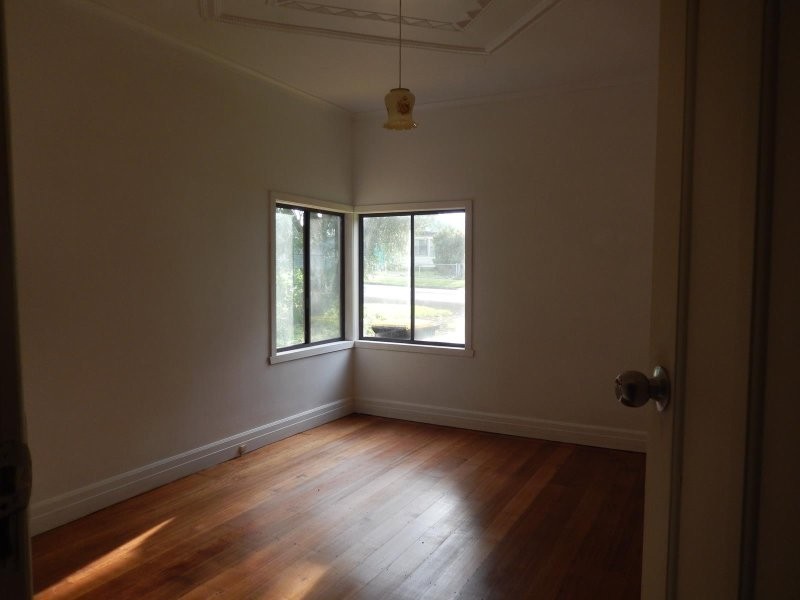 30 Heckfield Street, Macarthur VIC 3286